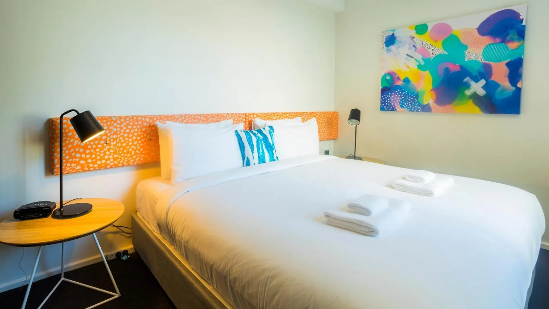 Cosy & Central Studio Apt In The Heart Of Perth Apartment